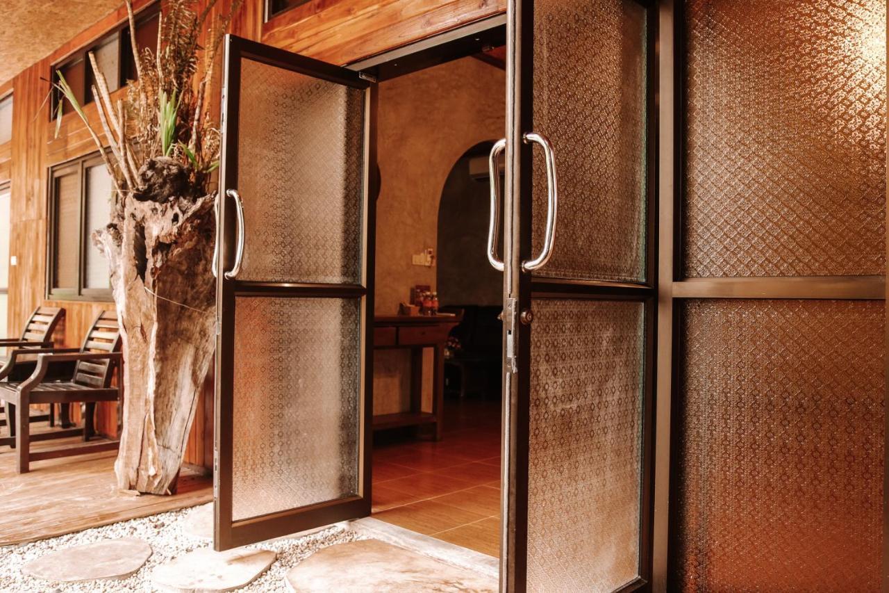 Namphung Phuket Boutique Resort Rawai Exterior foto
