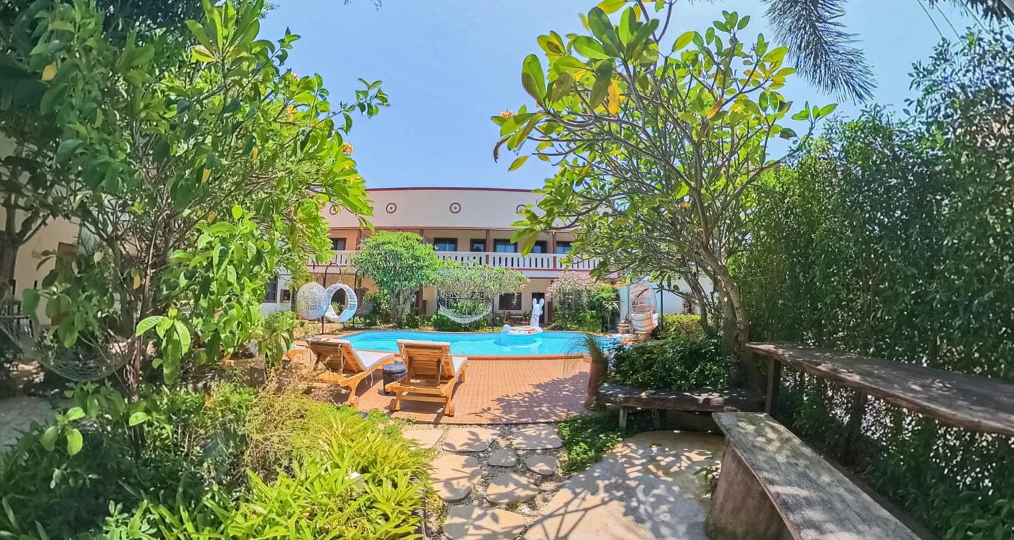 Namphung Phuket Boutique Resort Rawai Exterior foto