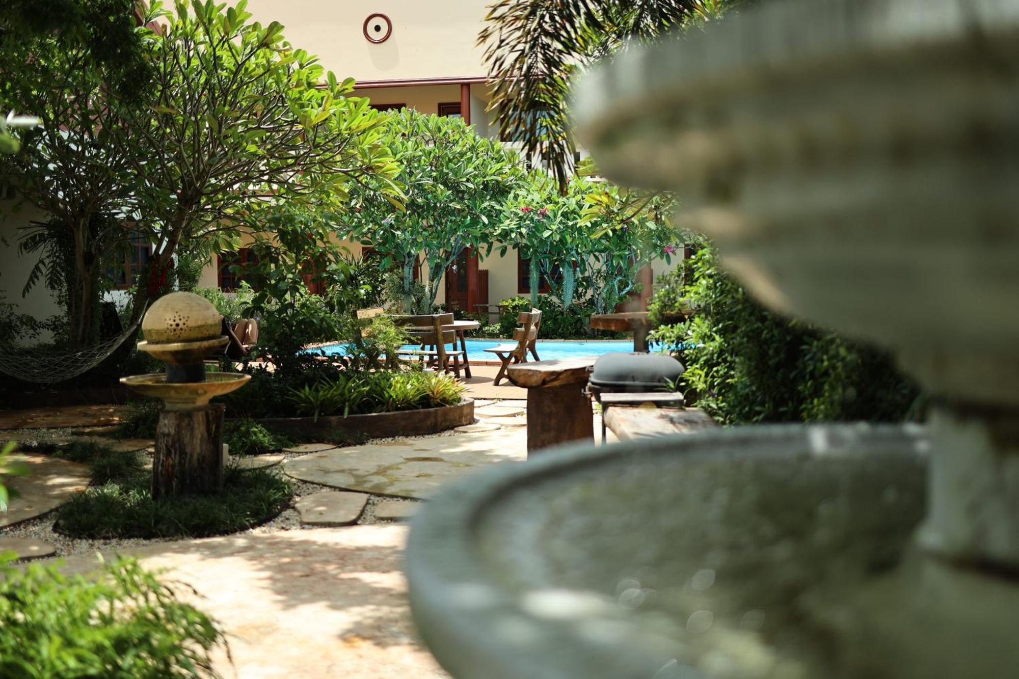 Namphung Phuket Boutique Resort Rawai Exterior foto